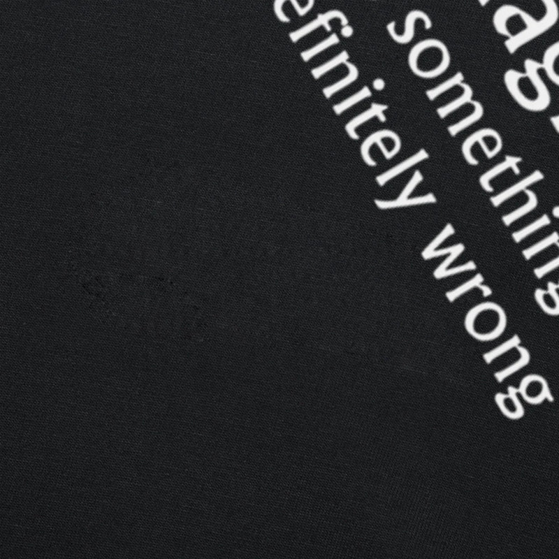 Camiseta Unissex Undiagnosed But Something Is Definitely Wrong Divertida Y2K Algodão